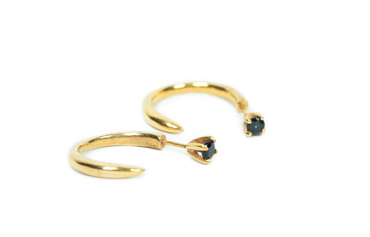 LUNA SAPPHIRE EARRING