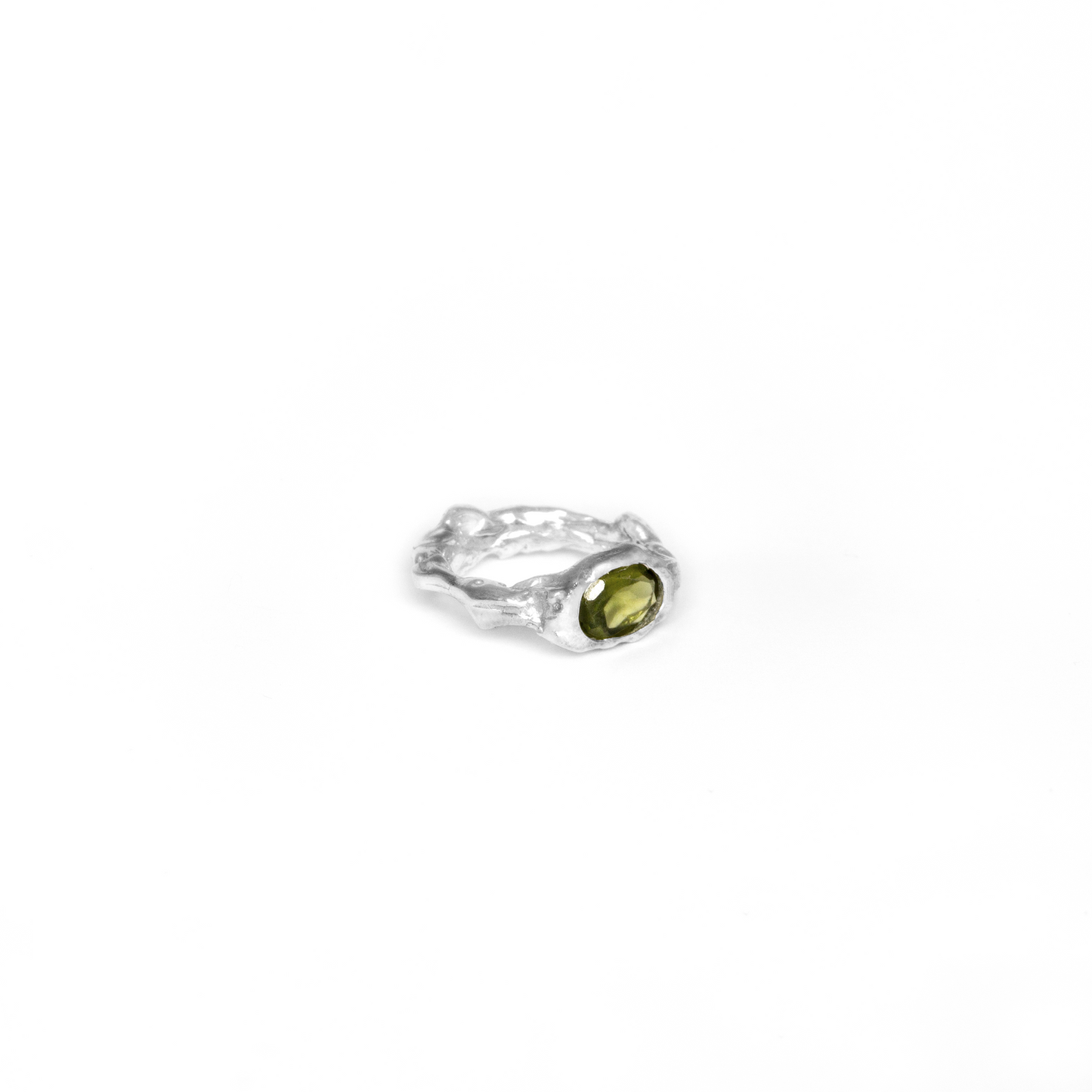 FUSION RING PERIDOT